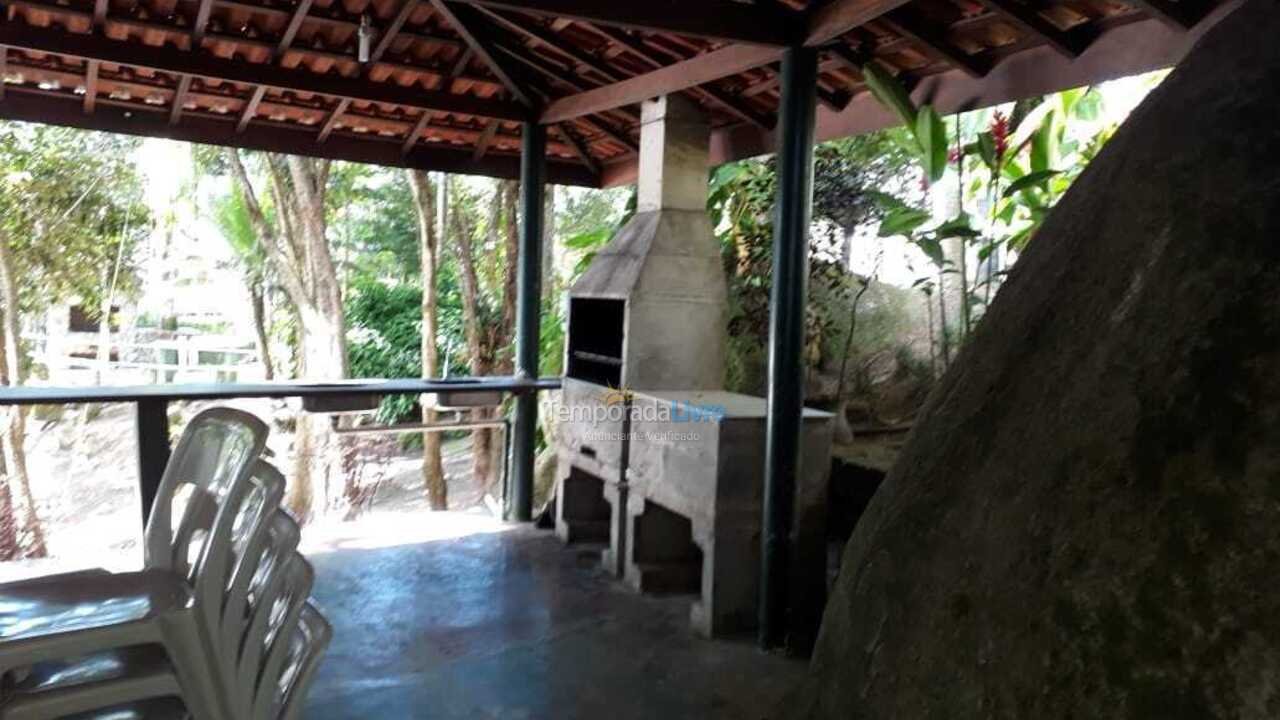 Apartment for vacation rental in Ubatuba (Praia das Toninhas)