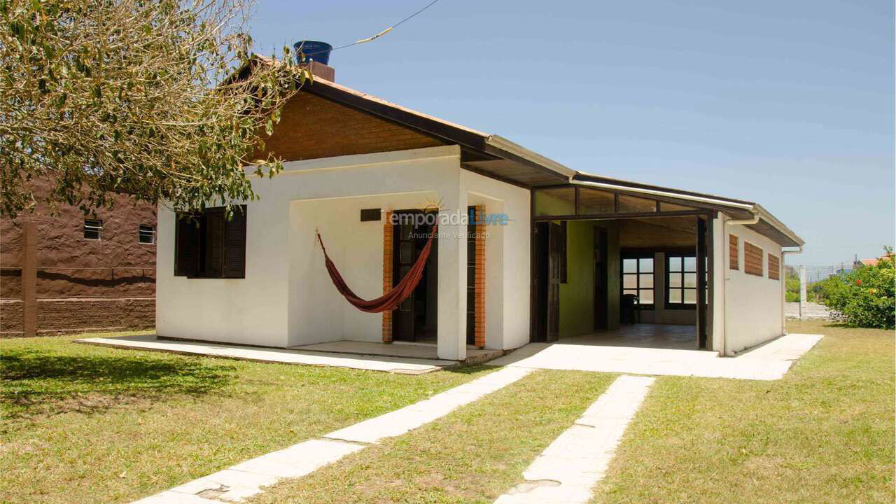 Casa para alquiler de vacaciones em Torres (Praia dos Molhes)