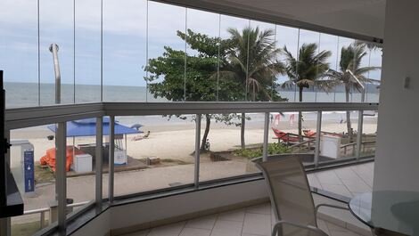 Apartamento frente Mar em Meia Praia Itapema SC