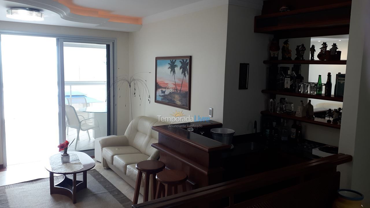 Apartamento para aluguel de temporada em Itapema (Meia Praia)