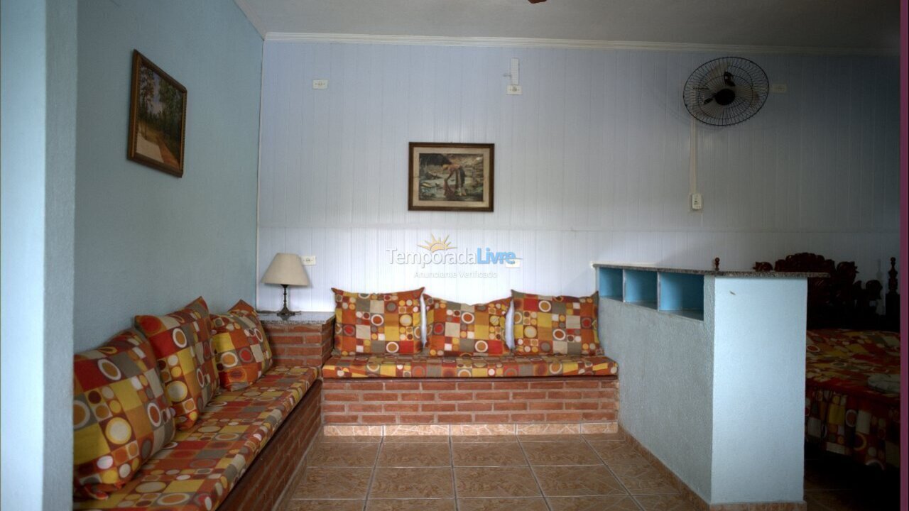 Casa para aluguel de temporada em Bertioga (Boraceia)