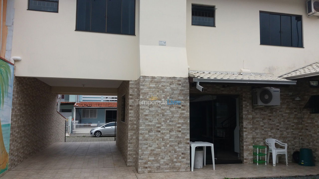 House for vacation rental in São Francisco do Sul (Enseada)