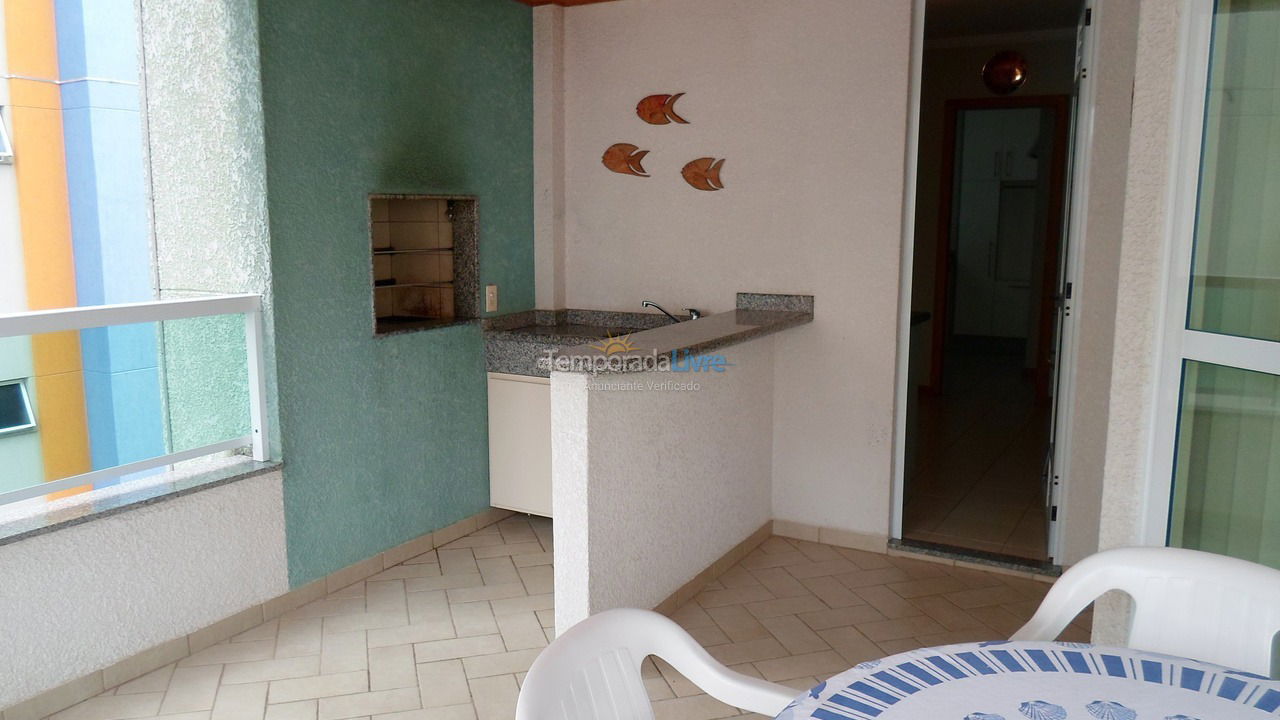 Apartment for vacation rental in Itapema (Meia Praia)