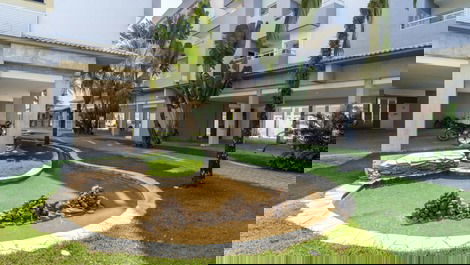 Apartamento nuevo con ascensor, piscina y balcón gourmet.