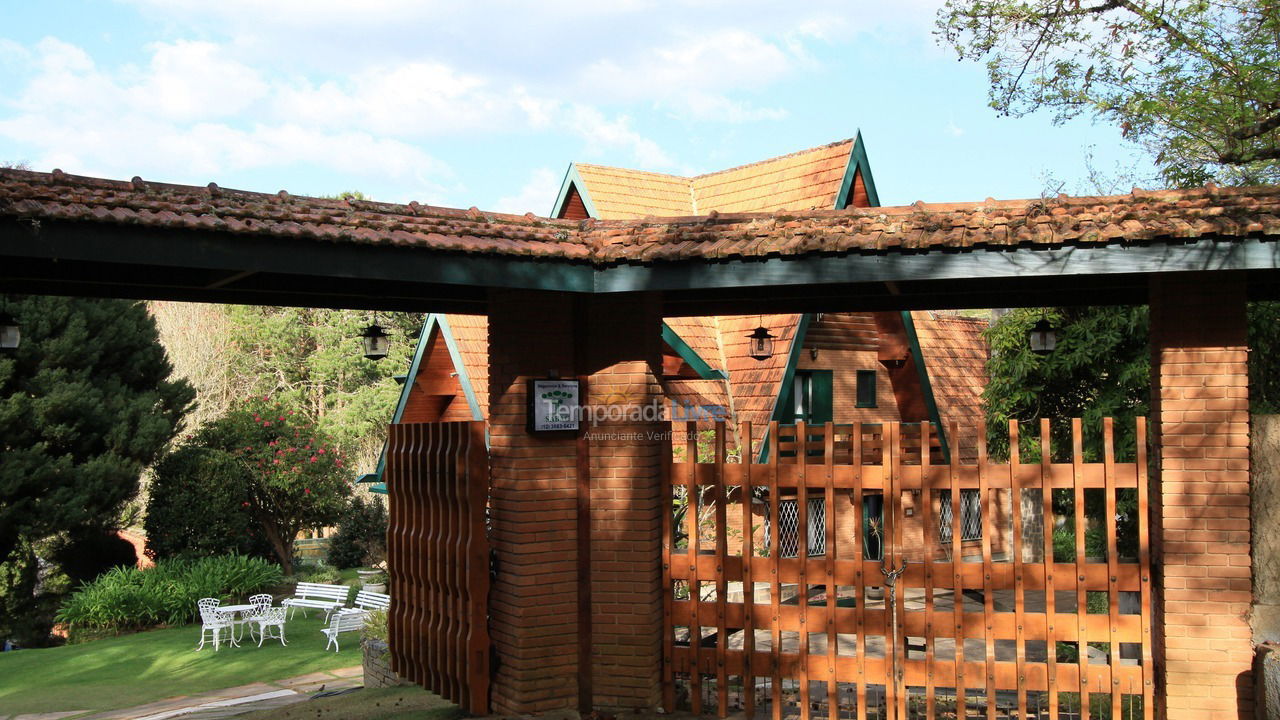 Casa para alquiler de vacaciones em Campos do Jordão (Alto do Capivari)