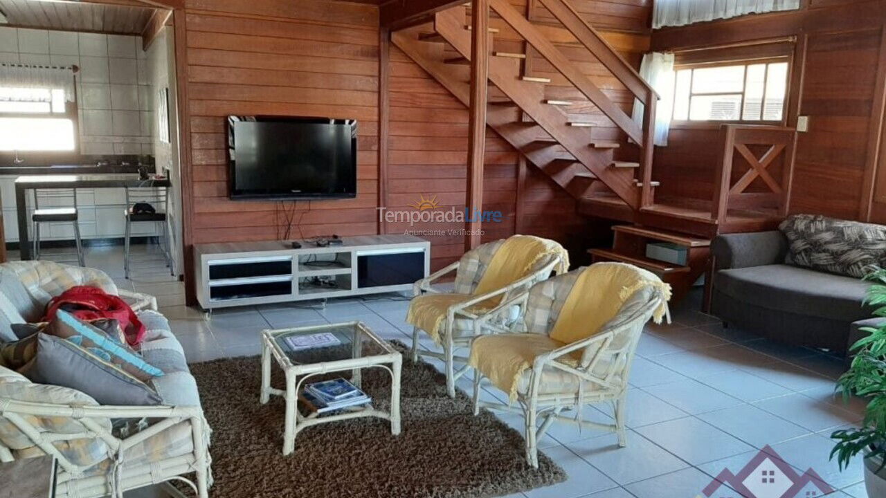 Casa para alquiler de vacaciones em Bombinhas (Praia de Zimbros)