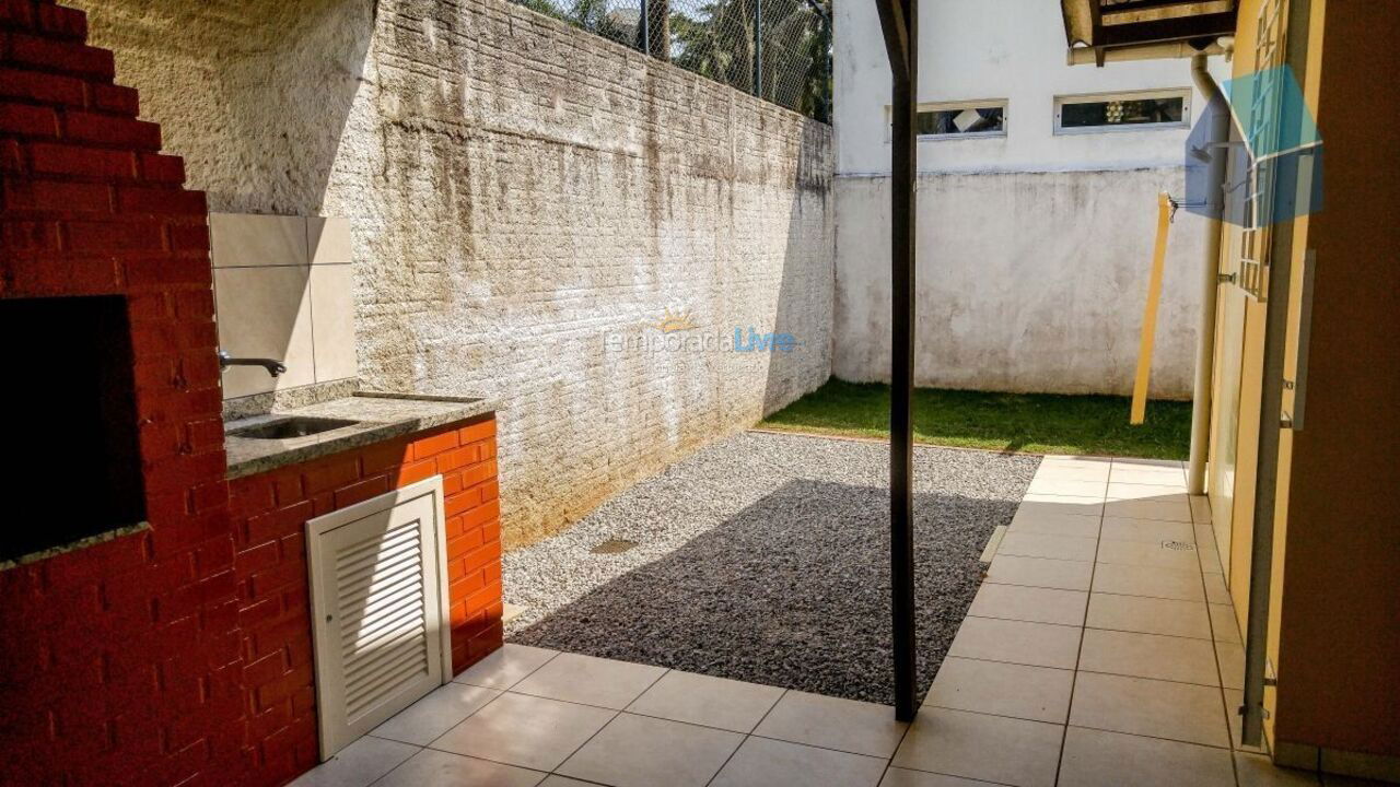 Casa para aluguel de temporada em Florianópolis (Cachoeira do Bom Jesus)