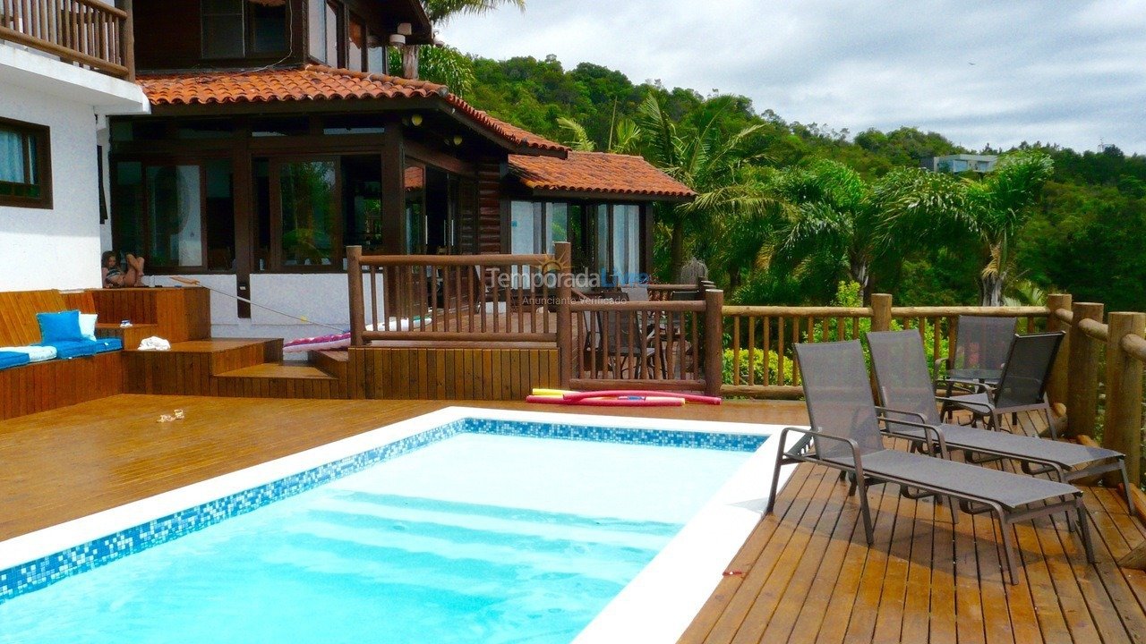 Casa para alquiler de vacaciones em Garopaba (Praia do Silveira)