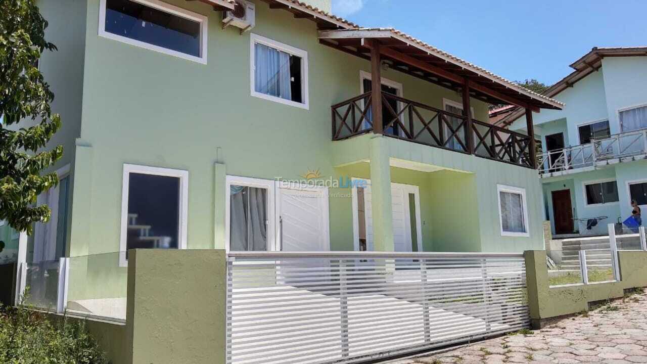 Casa para aluguel de temporada em Florianopolis (Campeche)