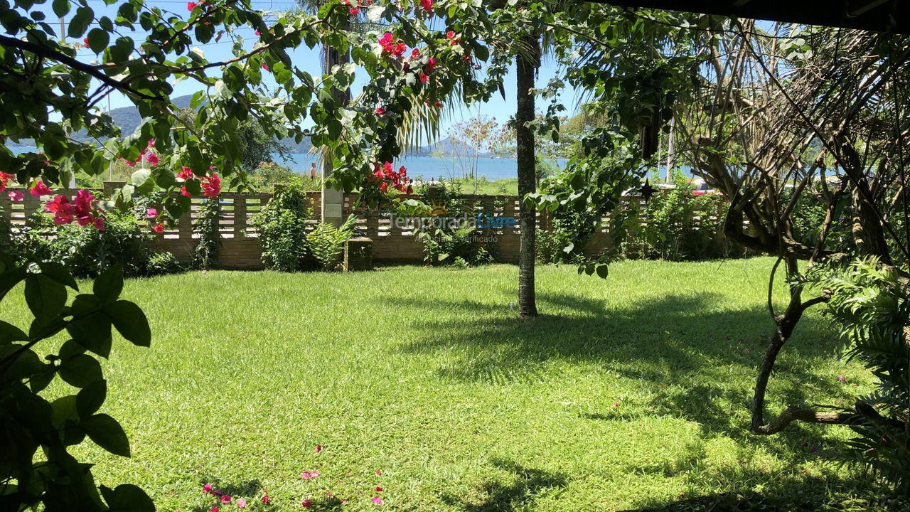 Casa para alquiler de vacaciones em Ubatuba (Pereque Açu)