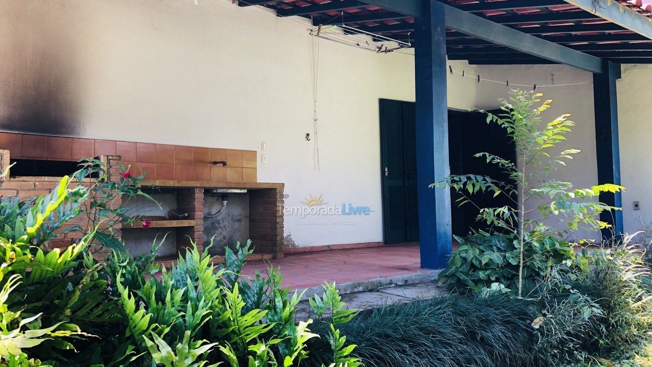 Casa para aluguel de temporada em Ubatuba (Pereque Açu)