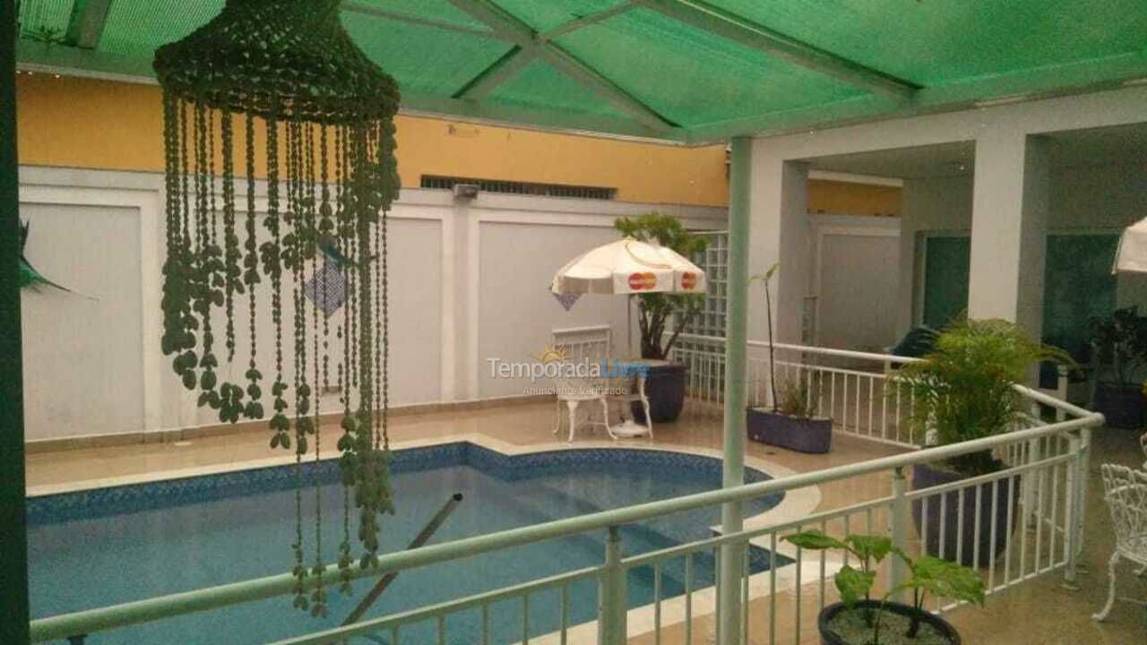 Casa para alquiler de vacaciones em Guarujá (Enseada)