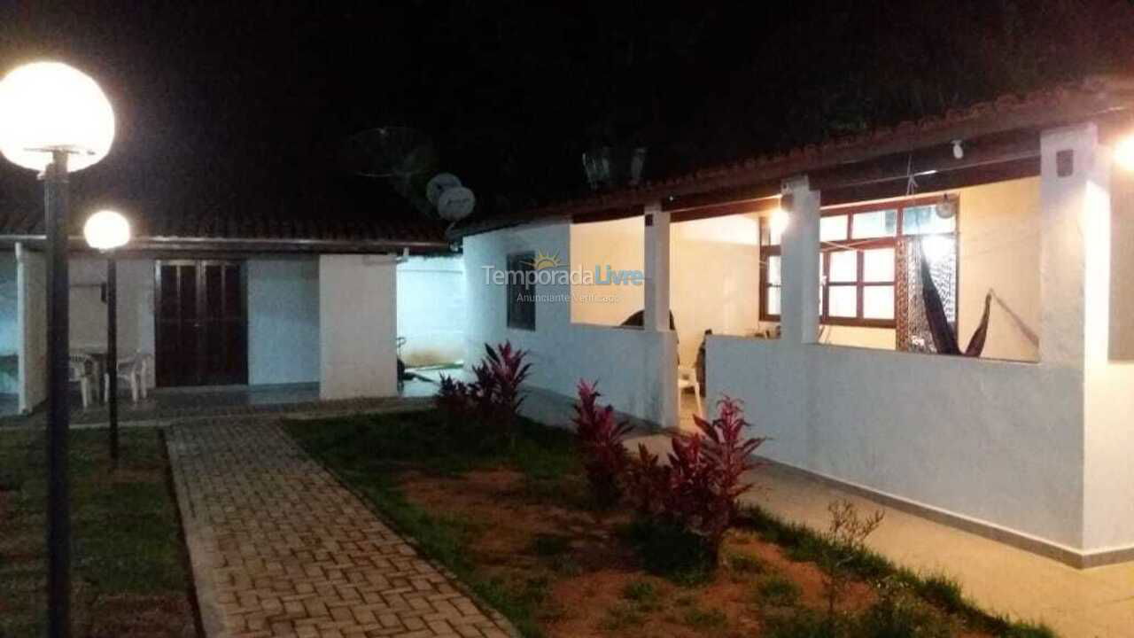 Casa para aluguel de temporada em Ubatuba (Maranduba)