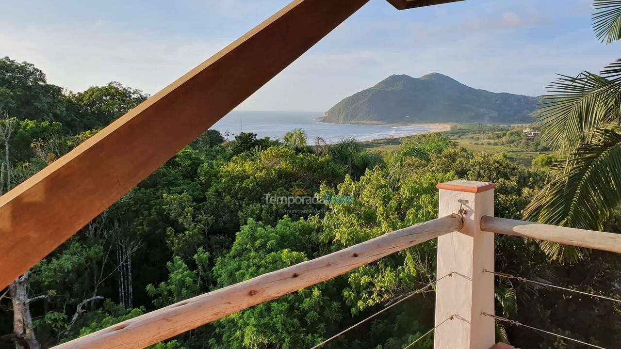 Casa para aluguel de temporada em Garopaba (Praia do Silveira)