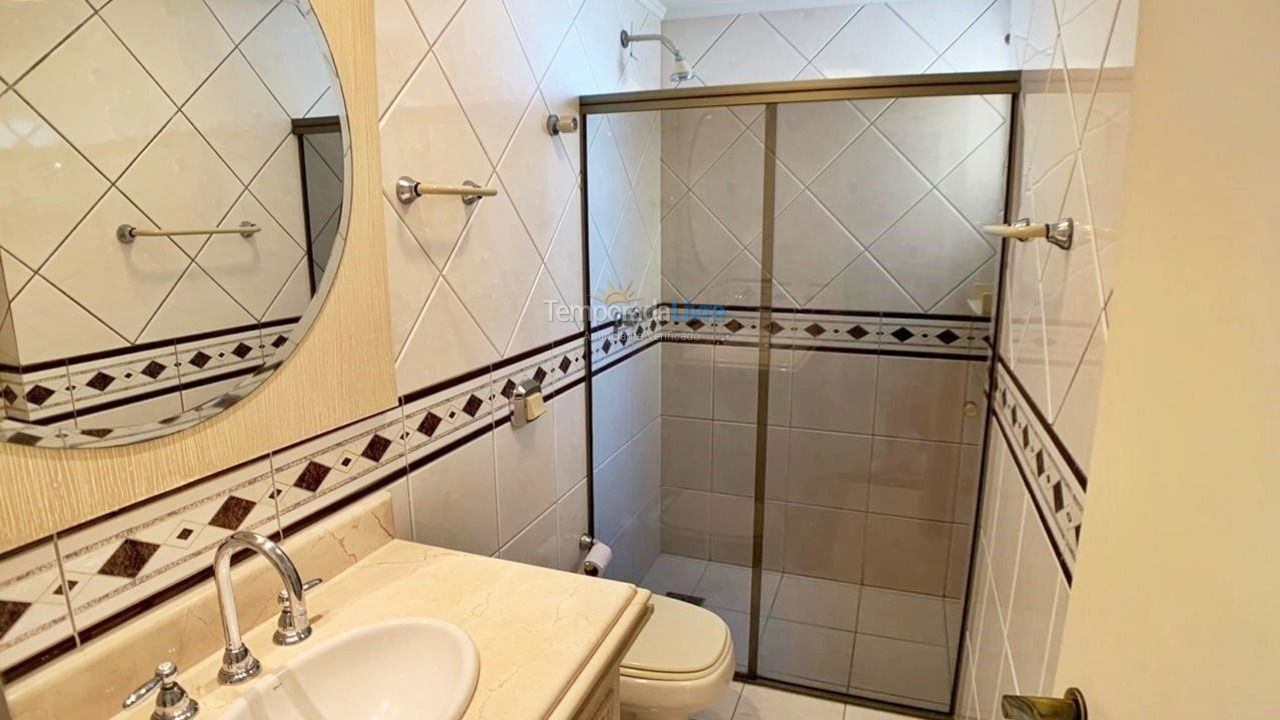 Apartment for vacation rental in Balneário Camboriú (Praia Central)
