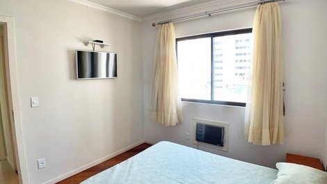 Ed. Sunshine: 3 bedrooms on Av. Brasil / air conditioning / wifi