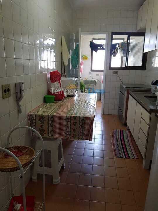 Apartment for vacation rental in Guarujá (Enseada)