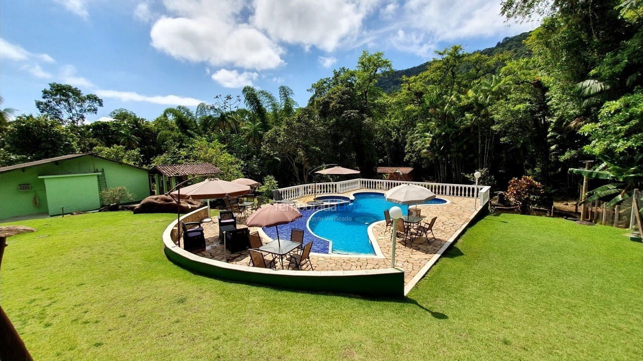 Granja para alquiler de vacaciones em Ubatuba (Praia Dura)