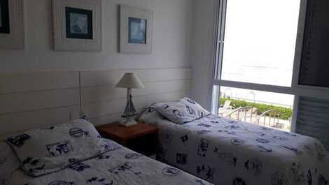 Beautiful property, comfort, warmth and security on Juquehy beach