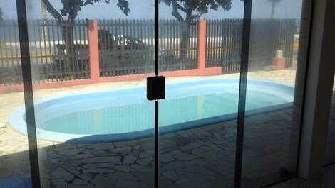 Casa frente para o mar com piscina no Tabuleiro em Barra Velha/SC