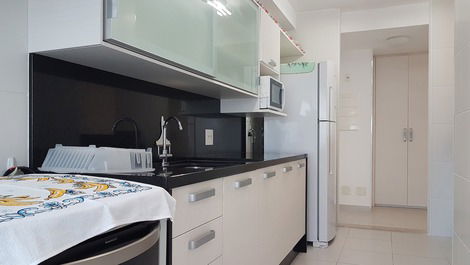 APARTAMENTO NO MODULO 08 RIVIERA DE SÃO LOURENÇO