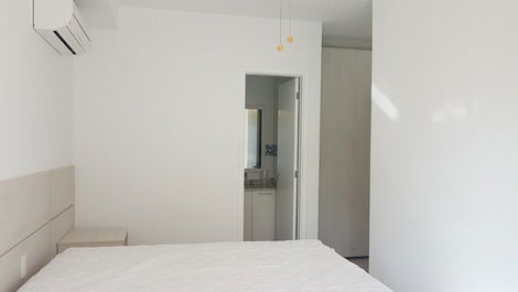 APARTAMENTO NO MODULO 08 RIVIERA DE SÃO LOURENÇO