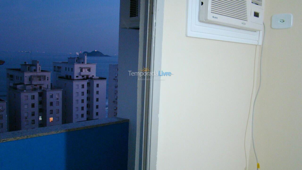 Apartamento para aluguel de temporada em Guarujá (Pitangueiras)