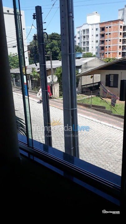 Apartamento para aluguel de temporada em Piratuba (Balneário)