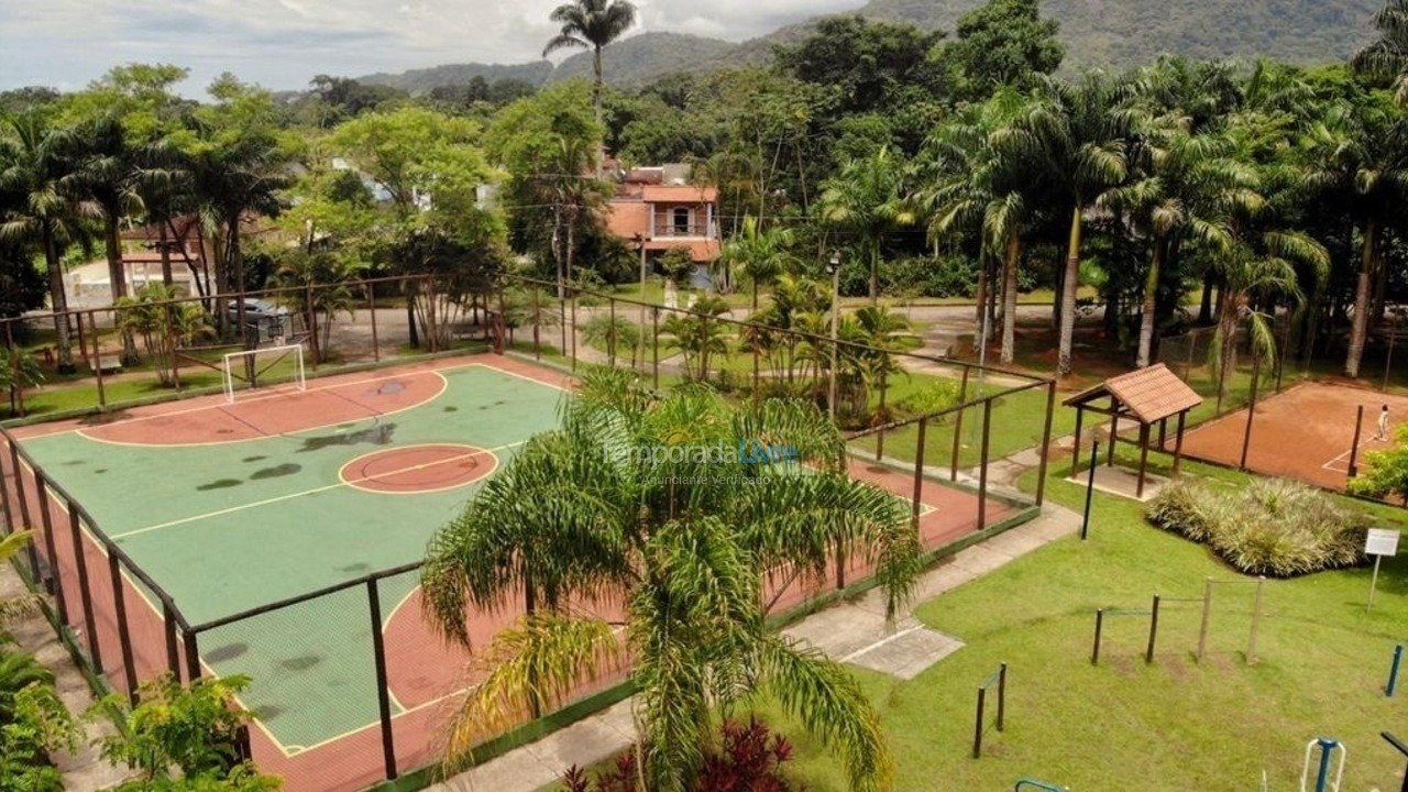 Casa para aluguel de temporada em Caraguatatuba (Praia da Mococa)