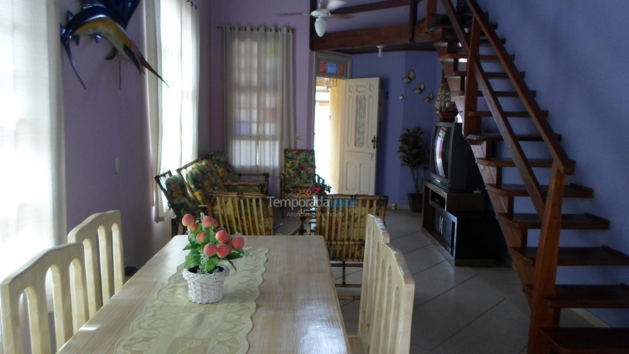 Casa para aluguel de temporada em Bertioga (Vista Linda)