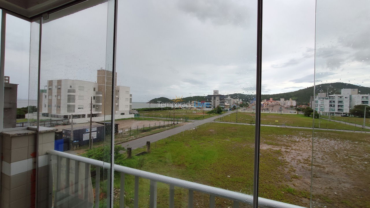 Apartment for vacation rental in Governador Celso Ramos (Praia de Palmas)