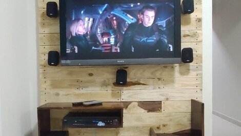 Smart TV + Home Theater
