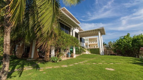 MAGNIFICA VILLA FINALMENTE DECORADA CON VISTAS AL MAR - TEMPORADA Y ANUAL