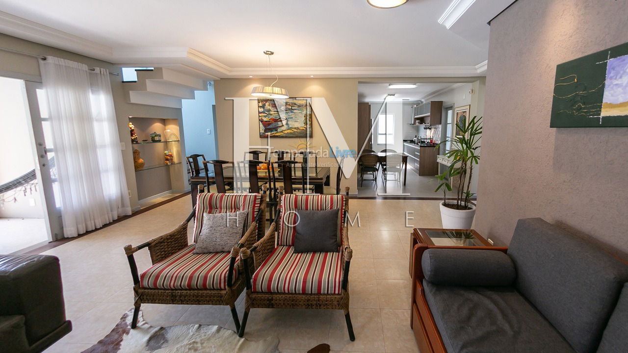 Casa para aluguel de temporada em Florianopolis (Jurerê Internacional)