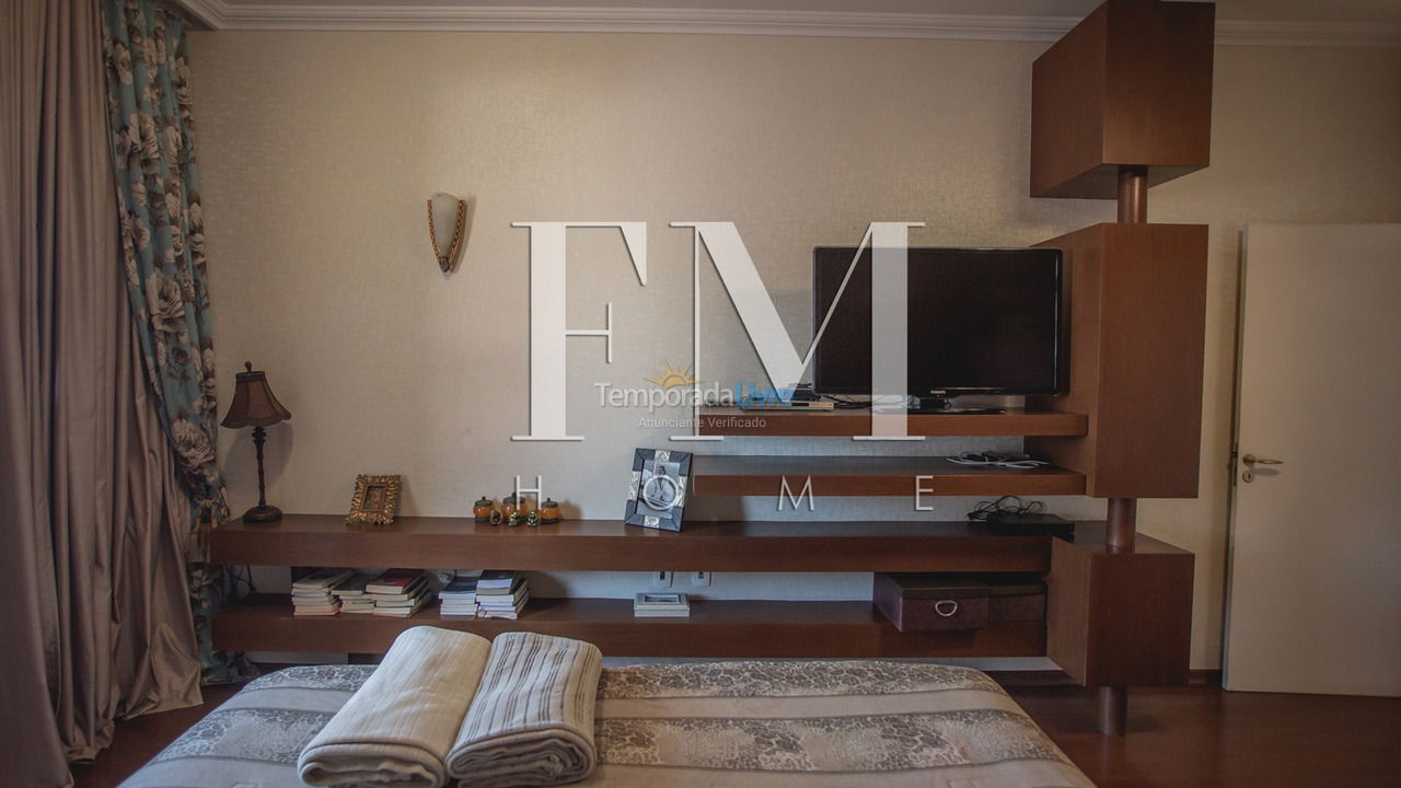 Casa para aluguel de temporada em Florianopolis (Jurerê Internacional)