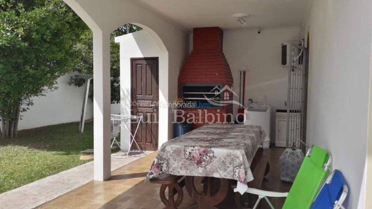 House for vacation rental in Florianópolis (Ponta das Canas)