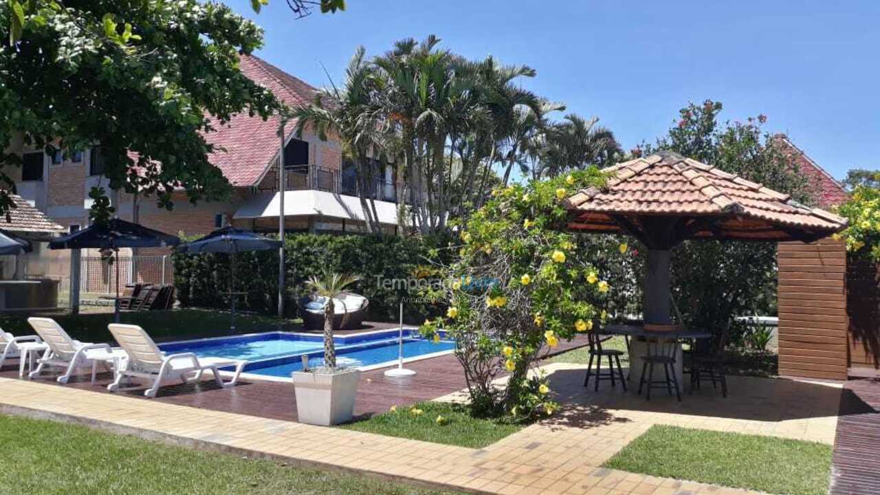 Casa para aluguel de temporada em Florianópolis (Cachoeira do Bom Jesus)