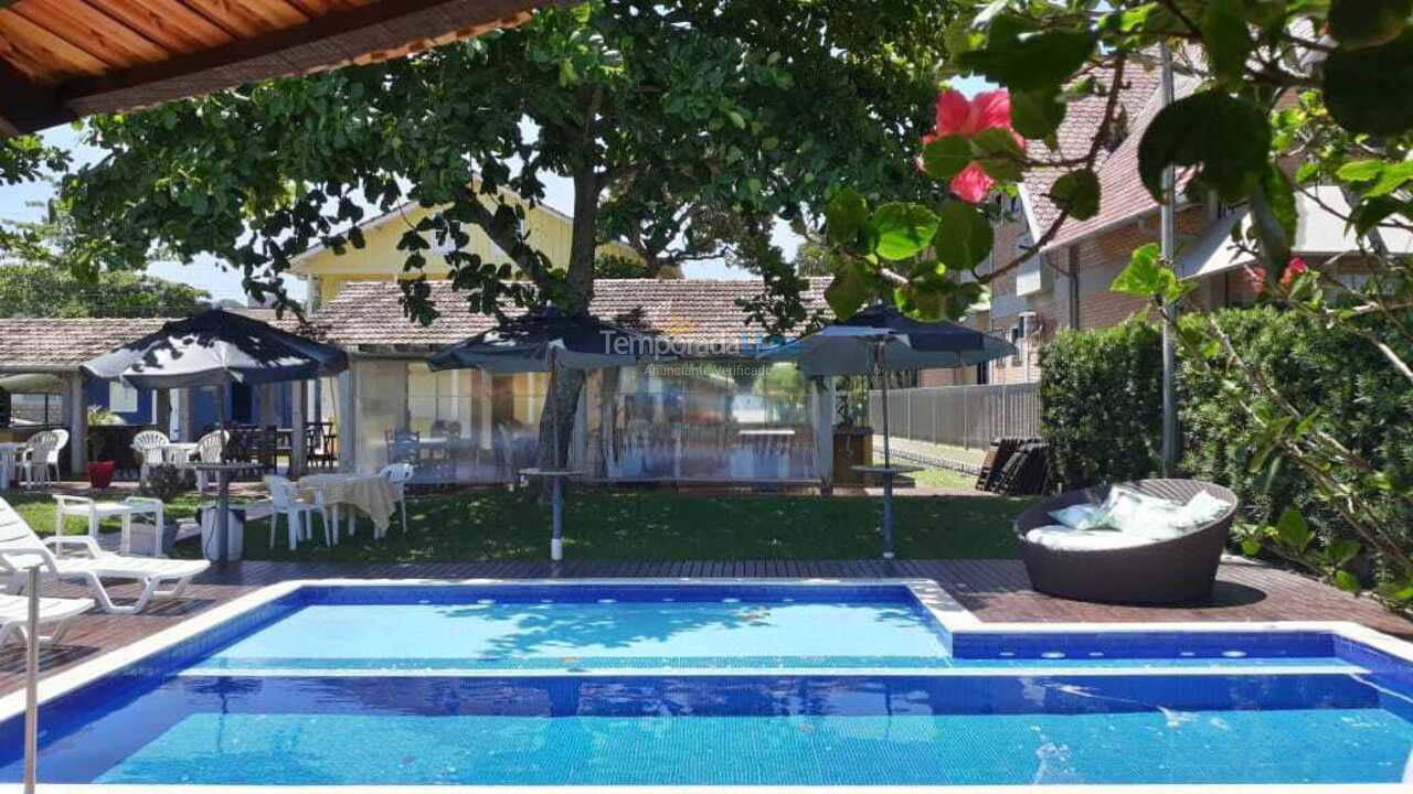 Casa para alquiler de vacaciones em Florianópolis (Cachoeira do Bom Jesus)