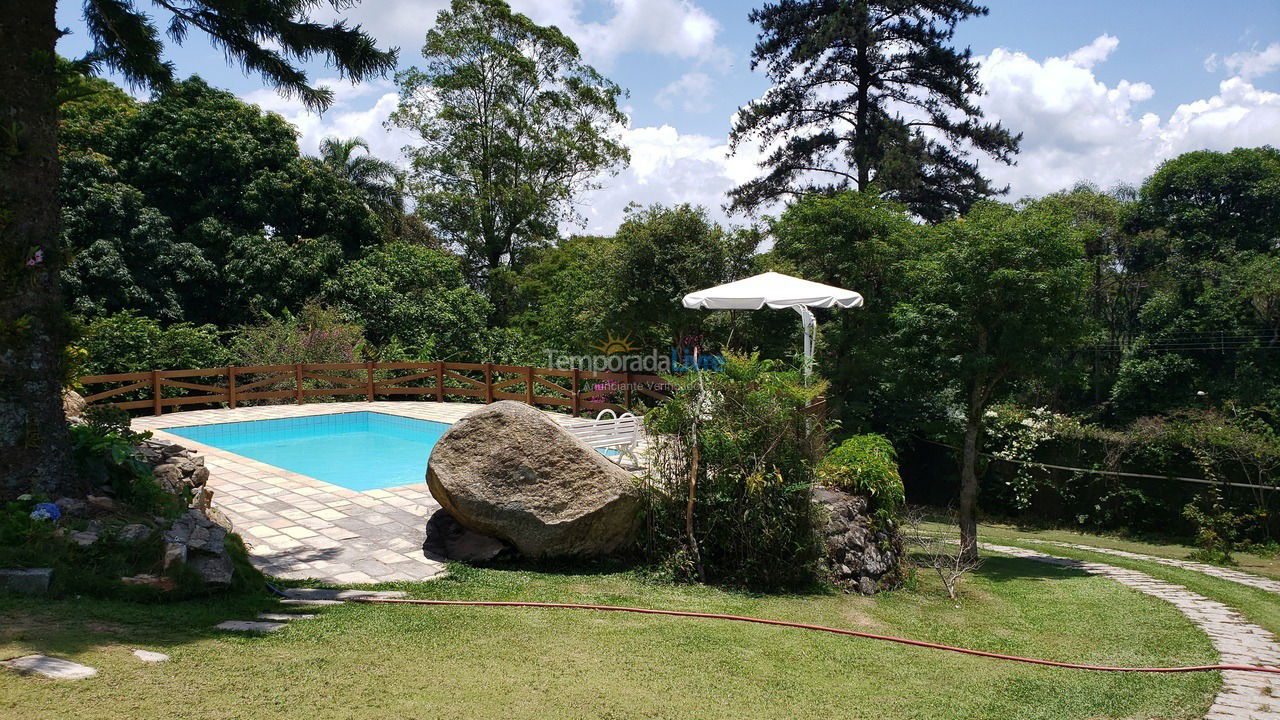 Granja para alquiler de vacaciones em Mairiporã (Parque Suíço)