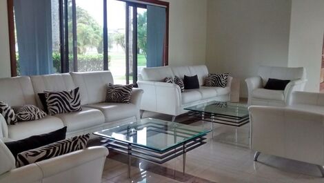 LINDA CASA 7/4 ATÉ 15 PESSOAS CHURRASQUEIRA PISCINA E WIFI