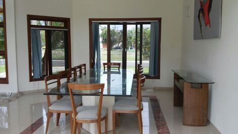 LINDA CASA 7/4 ATÉ 15 PESSOAS CHURRASQUEIRA PISCINA E WIFI