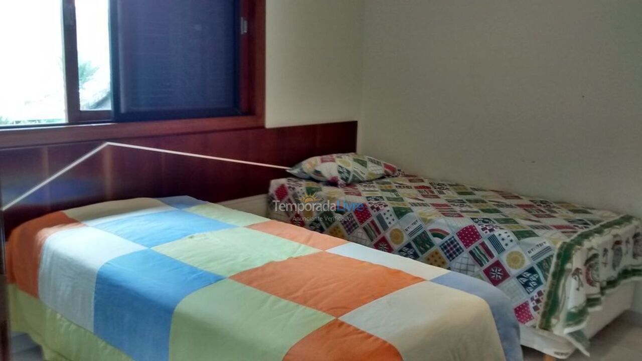 Casa para aluguel de temporada em Guarujá (Praia do Pernambuco)