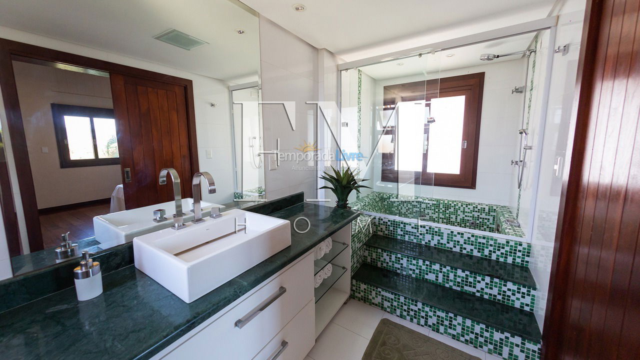 House for vacation rental in Florianopolis (Jurerê Internacional)