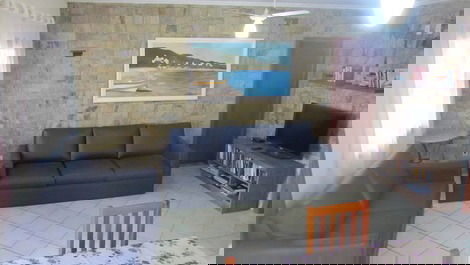 Sala de estar junto com o espaço para refeições
