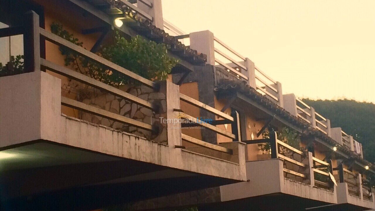 Apartamento para aluguel de temporada em Armação dos Búzios (Geribá)