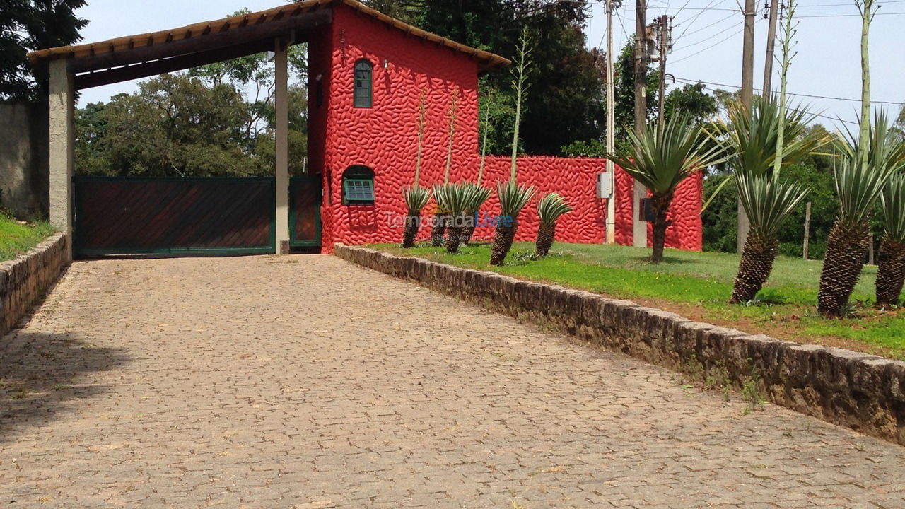 Granja para alquiler de vacaciones em Pedra Bela (Bairro Pitangueiras)