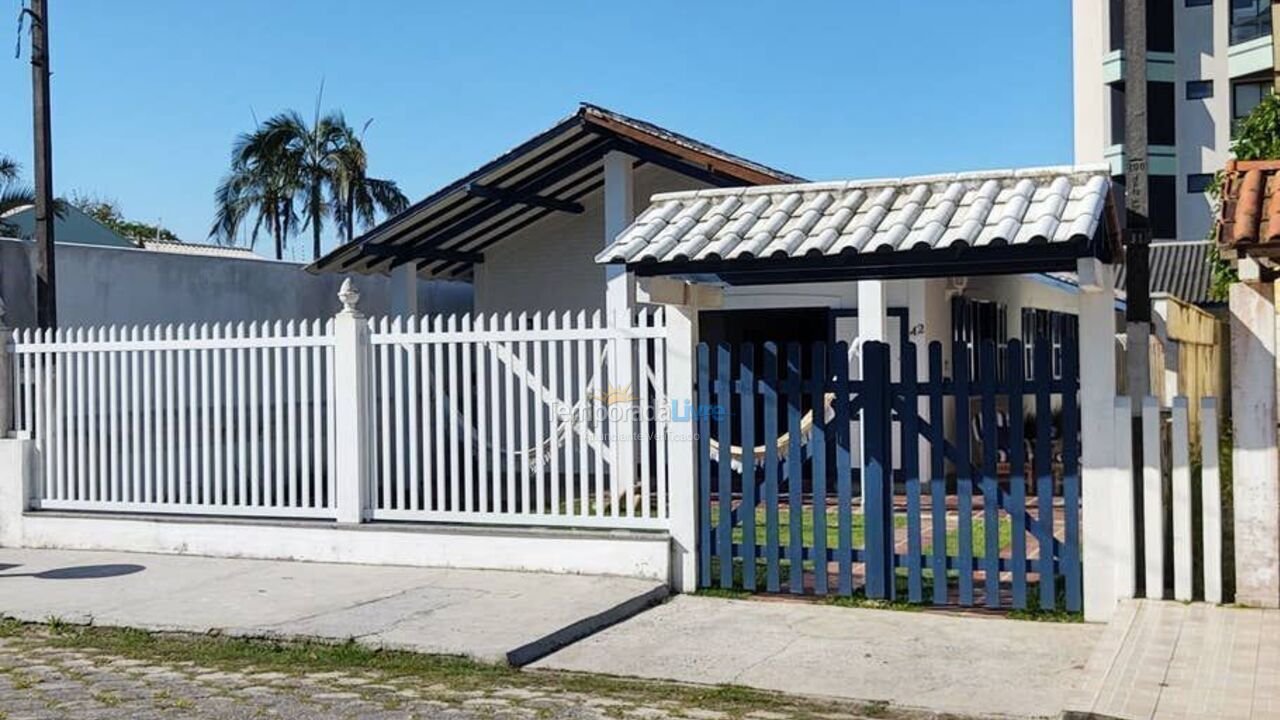 Casa para alquiler de vacaciones em Matinhos (Paraná)