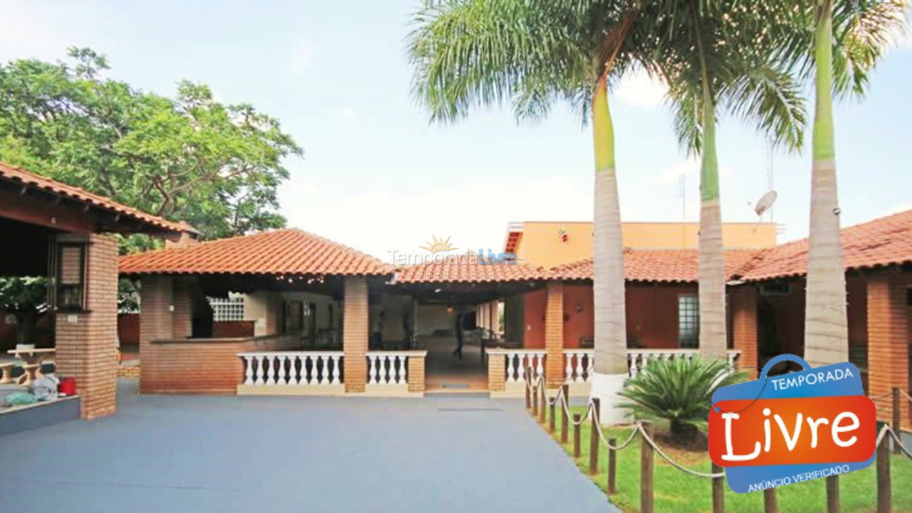 Casa para aluguel de temporada em Olímpia (Thermas Dos Laranjais)