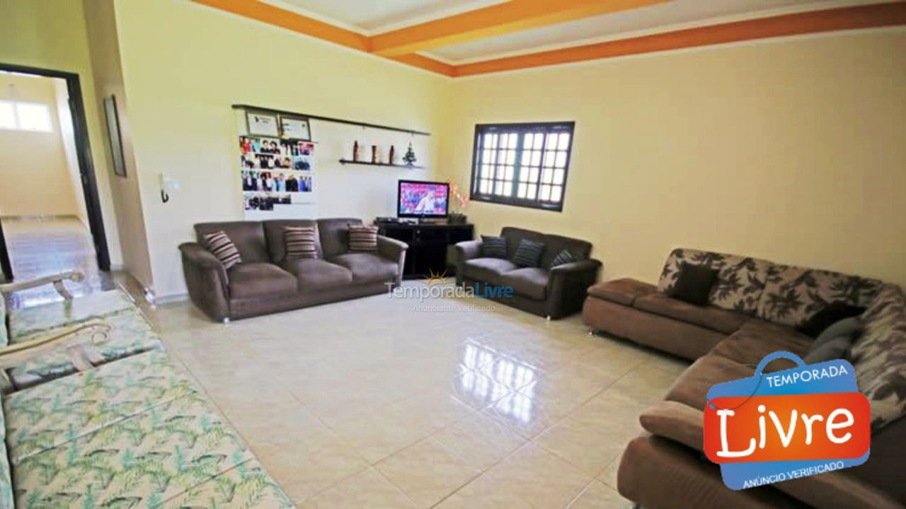 Casa para aluguel de temporada em Olímpia (Thermas Dos Laranjais)