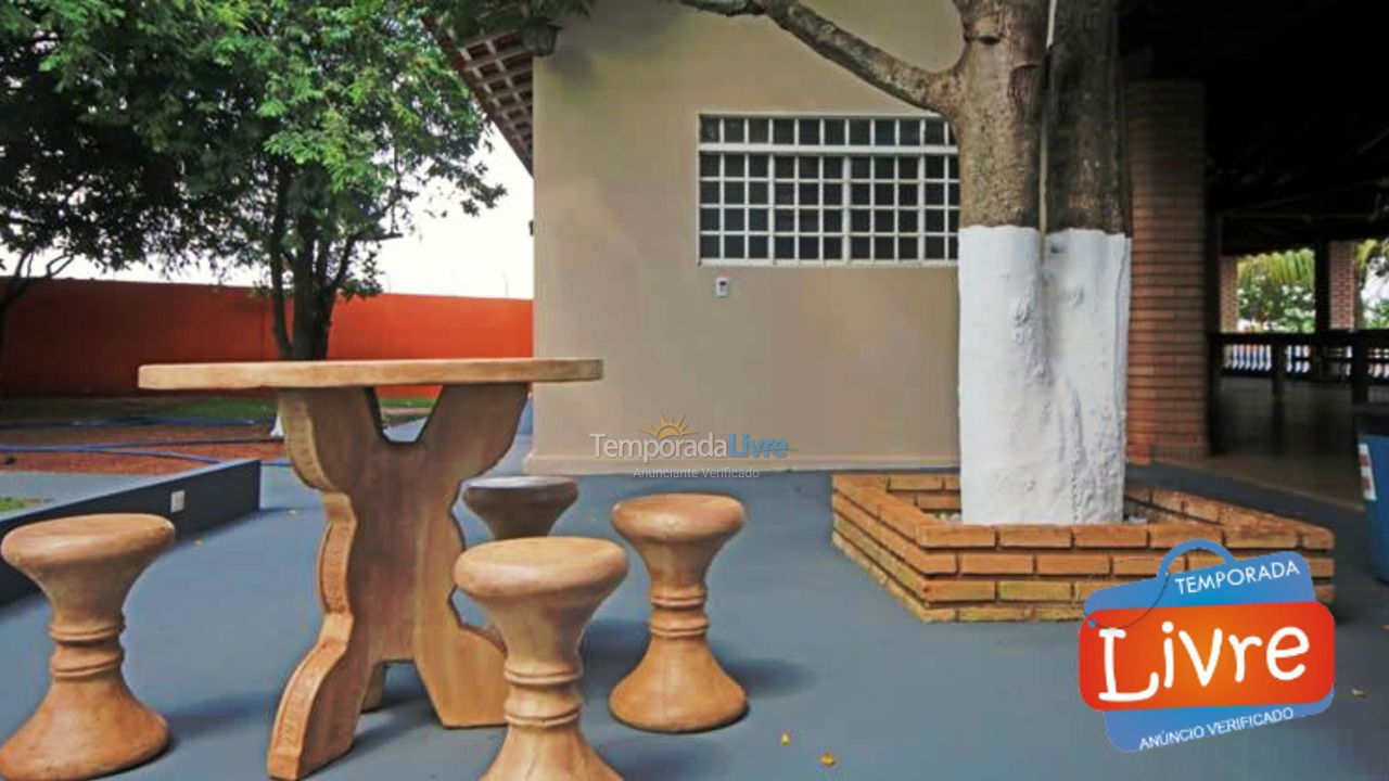 Casa para aluguel de temporada em Olímpia (Thermas Dos Laranjais)